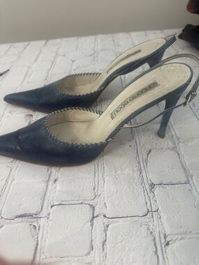 Antonio Eboli made in Italy Dark Blue Leather Pointed Slingback Heels. Size 41